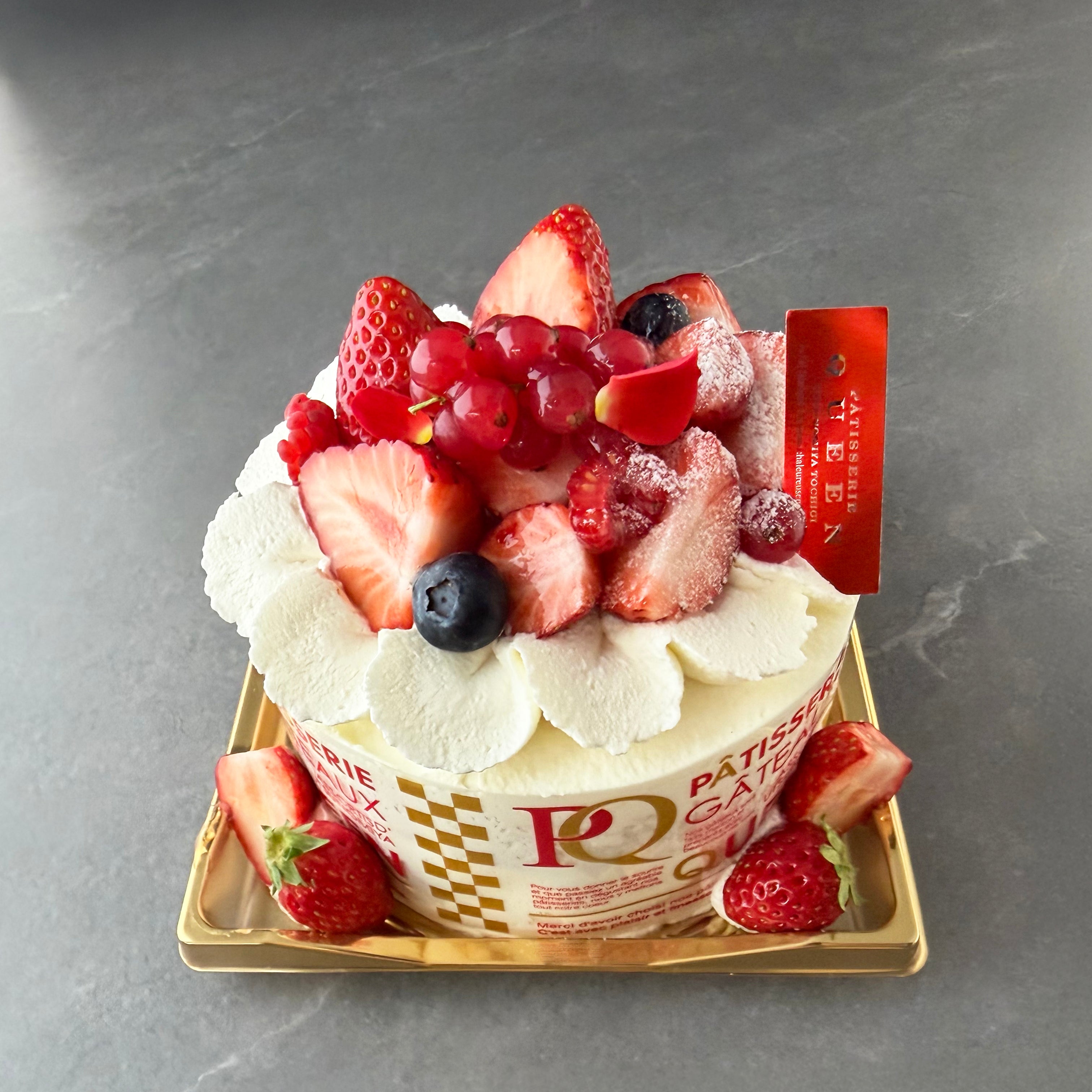 生デコレーション　いちご盛