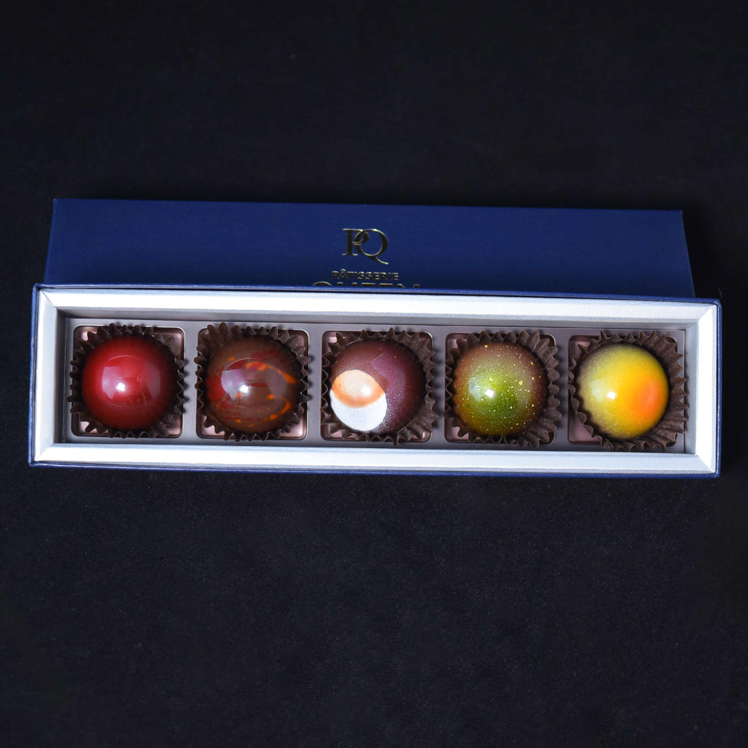 ボンボンショコラ5個入（アールグレイ×フランボワーズ、加賀棒茶×赤胡椒、プラリネアマンド、ライムフレーズ、柚子キャラメル） | 2026 Chocolate Collection