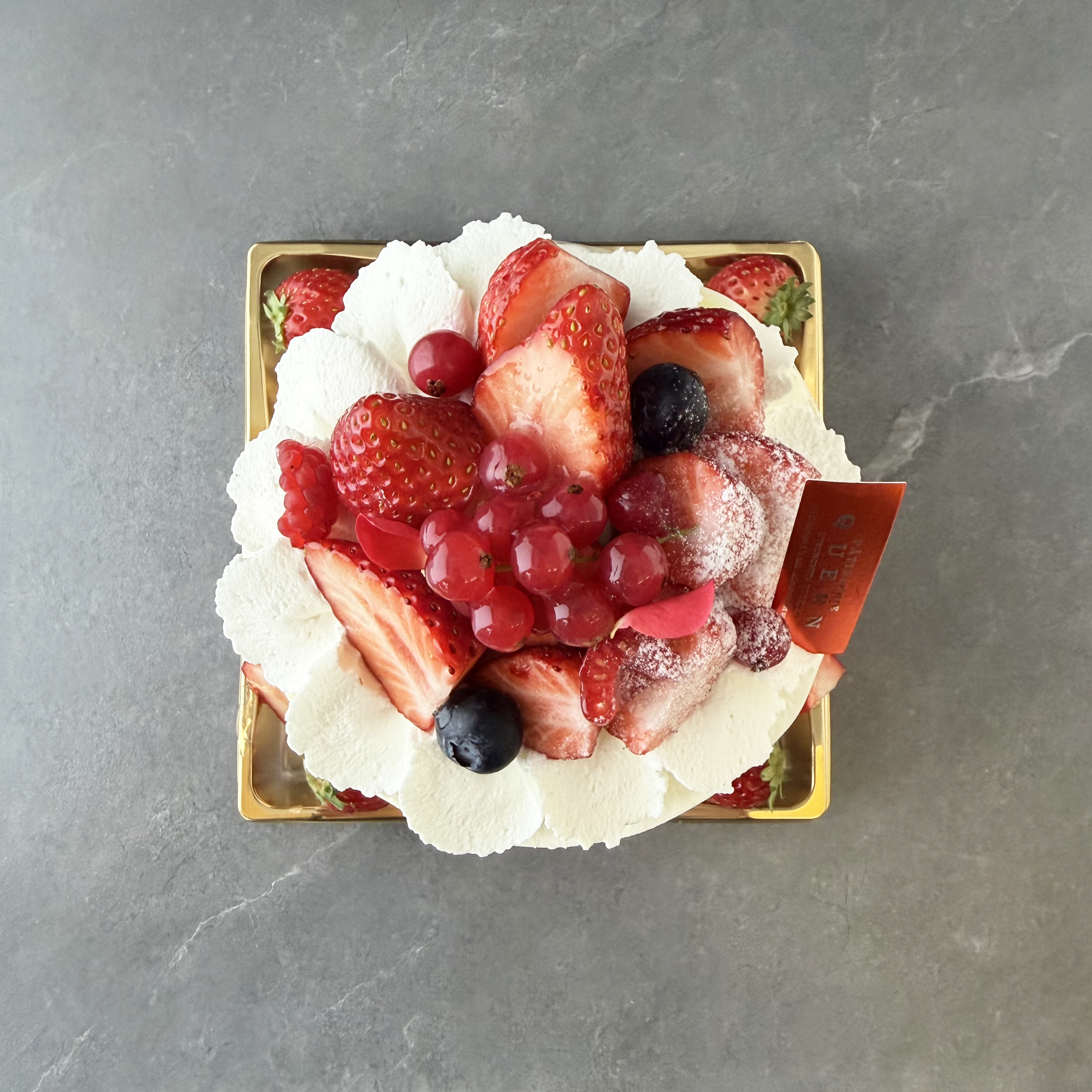 生デコレーション　いちご盛